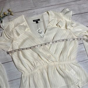 Enfold Balloon Sleeve Peplum Top